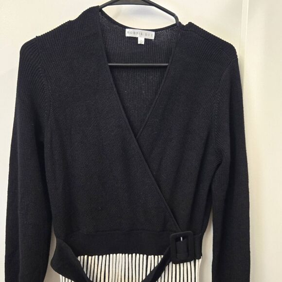 Robbie Bee Women's Two-Tone Belted Sweater Dress Sz Large - Picture 5 of 13